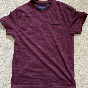 Brand New Red Straight Faded New York Men’s T Shirt | Size Large